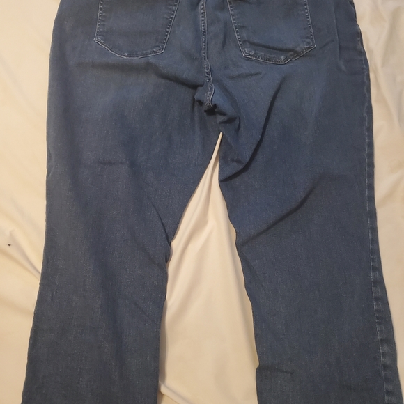 Jeans - Picture 4 of 4